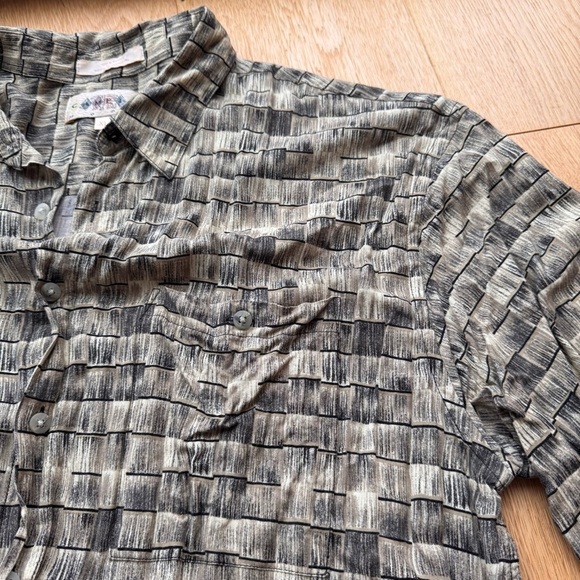 VINTAGE CAMPIA SQUARE PLAID TAN AND BLACK BUTTON DOWN SHIRT - XL - Picture 6 of 10